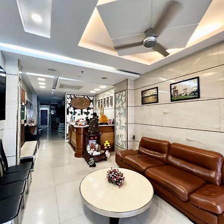 Sao Mai Hotel โฮจิมินห์ซิตี้ ภายนอก รูปภาพ